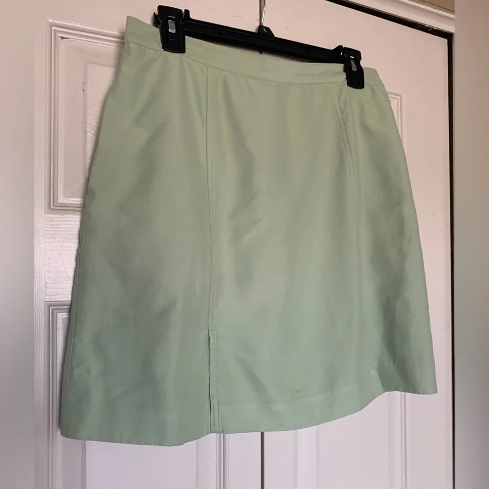 Izod Vintage Light Green Skort